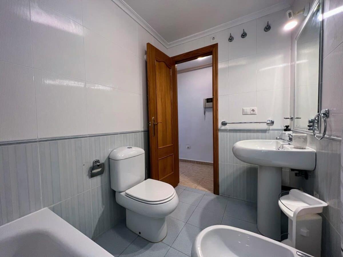 טורבייחה Welcoming Seafront Apartment Tv15 מראה חיצוני תמונה