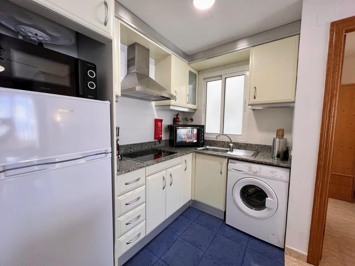 טורבייחה Welcoming Seafront Apartment Tv15 מראה חיצוני תמונה